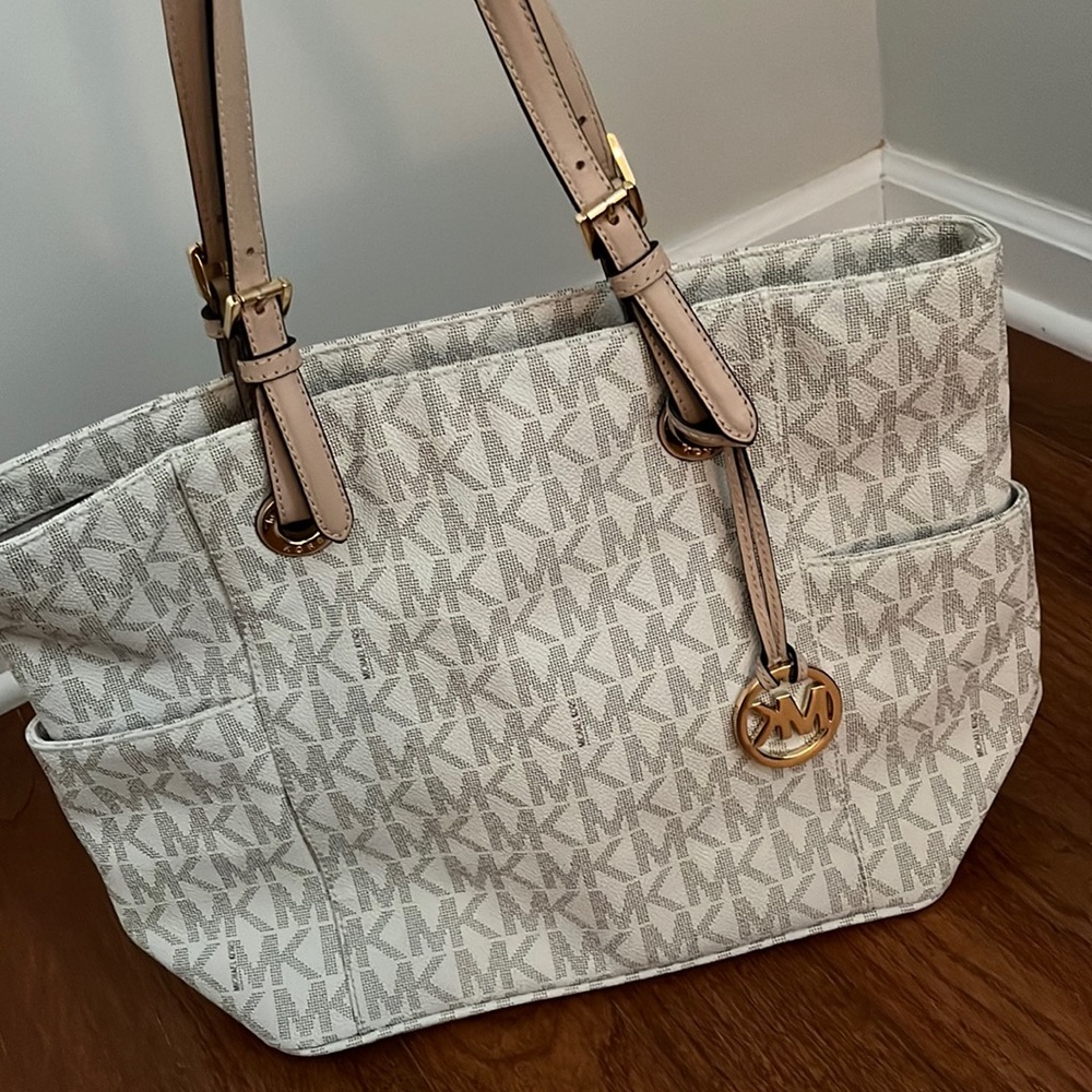 Michael Kors Cream Bag